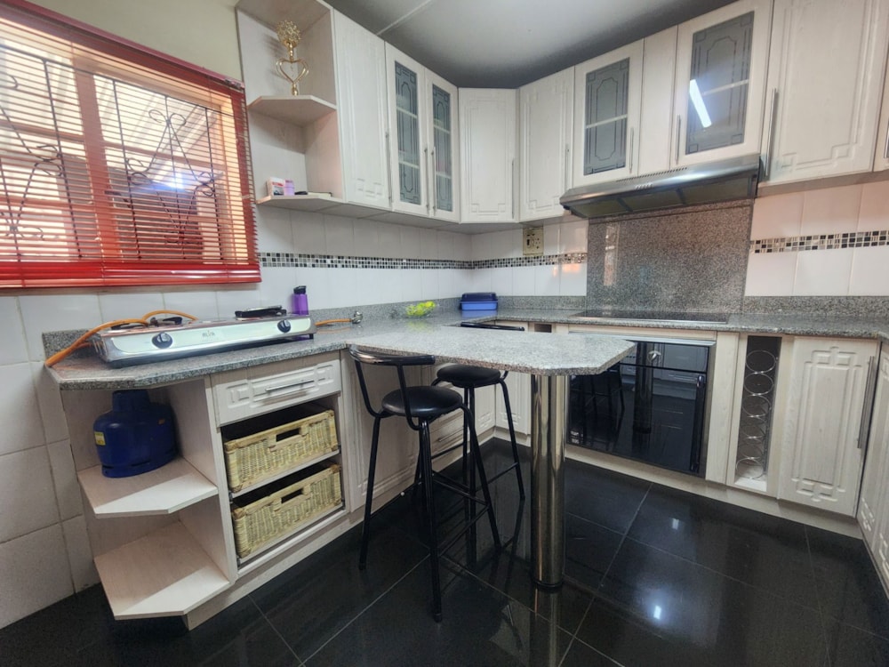 House for sale in Bombay Heights - 1PM1717138