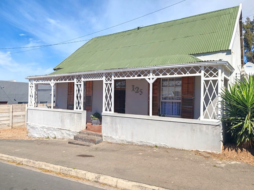 House for sale in Oudtshoorn Central - 1OU1716755