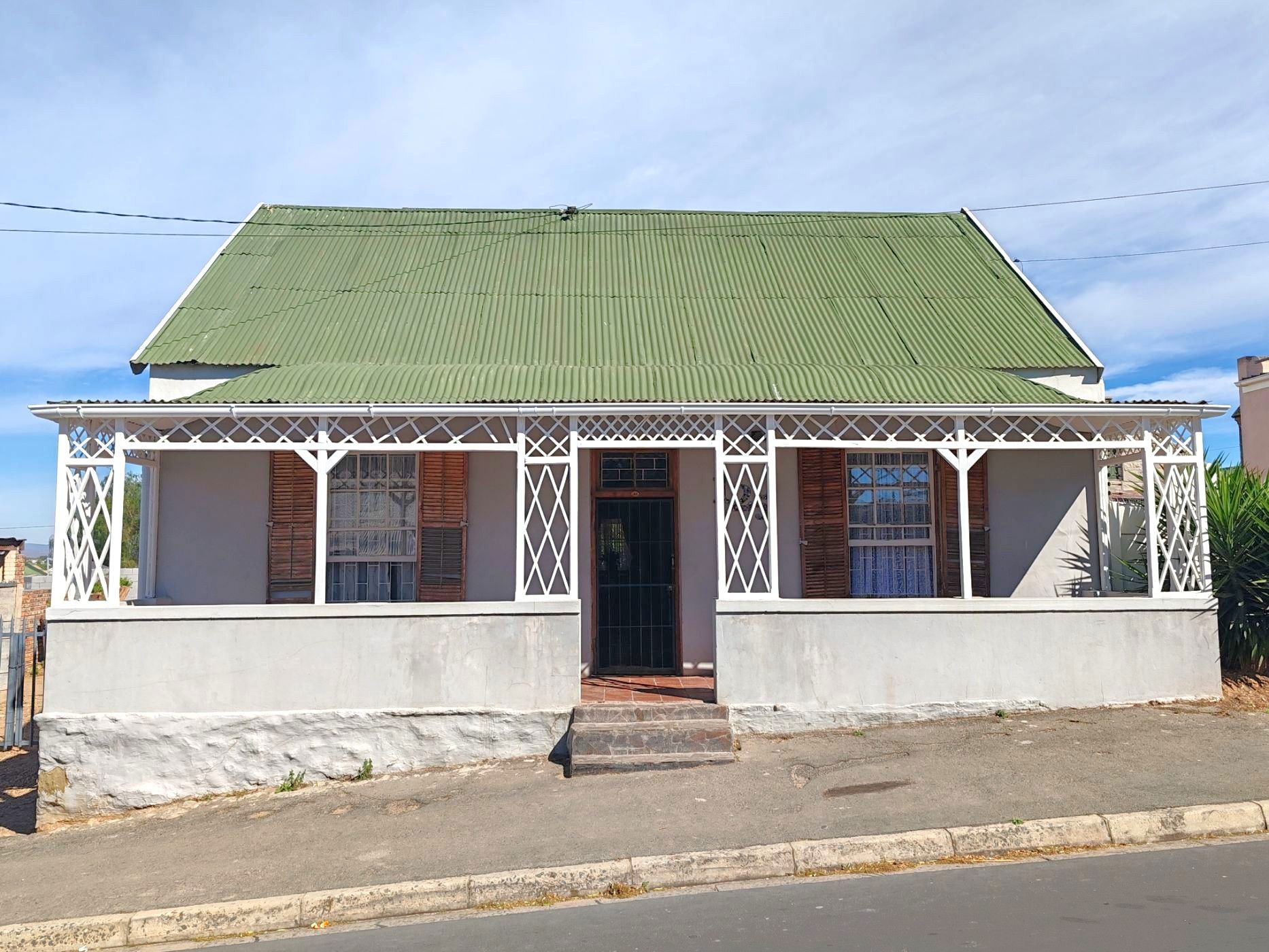 House for sale in Oudtshoorn Central - 1OU1716755