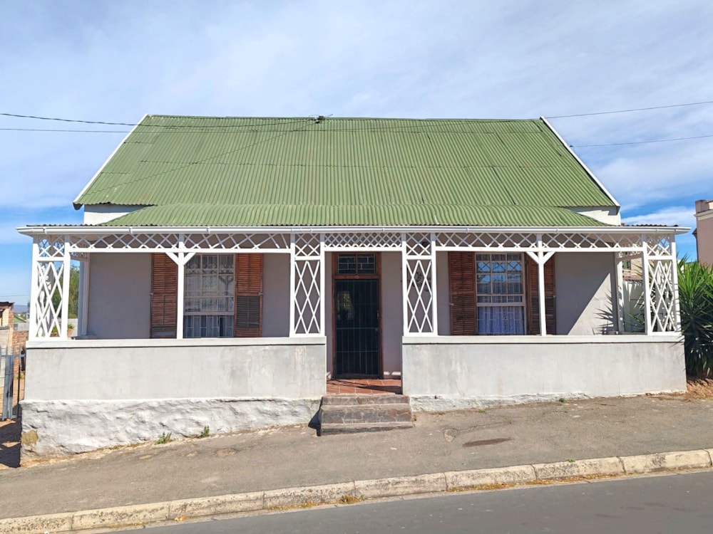 House for sale in Oudtshoorn Central - 1OU1716755