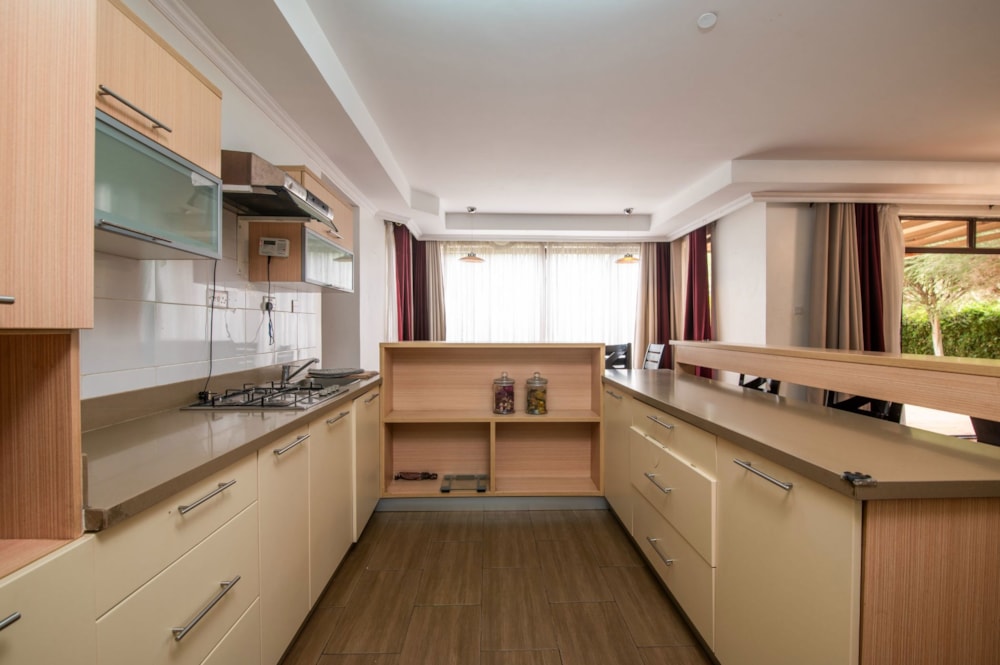 House for sale in Ridgeways, Kenya - 3KE1716503 House for sale in Ridgeways, Kenya - 3KE1716503