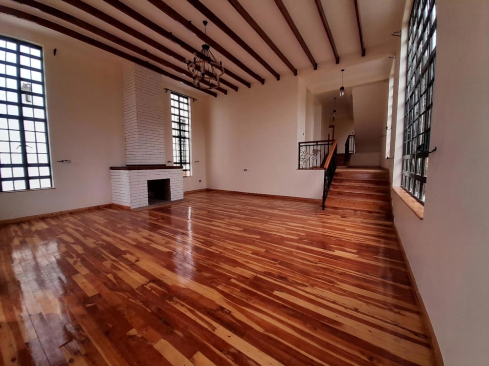 Double-storey house to rent in Kerarapon Drive, Kenya - 3KE1718736 Double-storey house to rent in Kerarapon Drive, Kenya - 3KE1718736