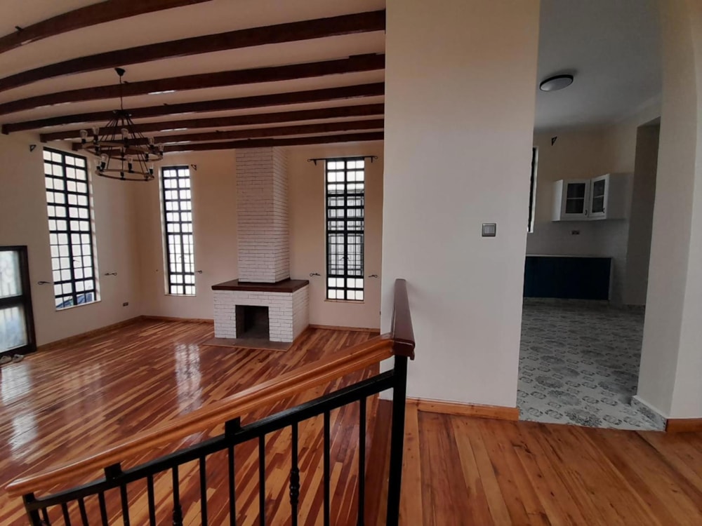 Double-storey house to rent in Kerarapon Drive, Kenya - 3KE1718736 Double-storey house to rent in Kerarapon Drive, Kenya - 3KE1718736