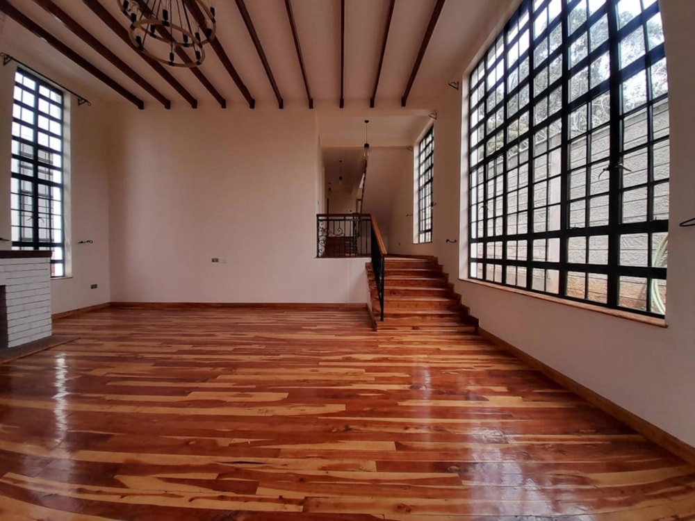 Double-storey house to rent in Kerarapon Drive, Kenya - 3KE1718736 Double-storey house to rent in Kerarapon Drive, Kenya - 3KE1718736