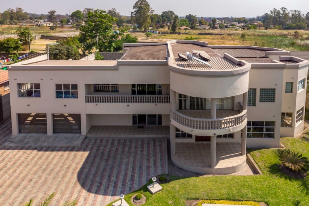 House for sale in Chadcome, Zimbabwe - 3ZB1717029