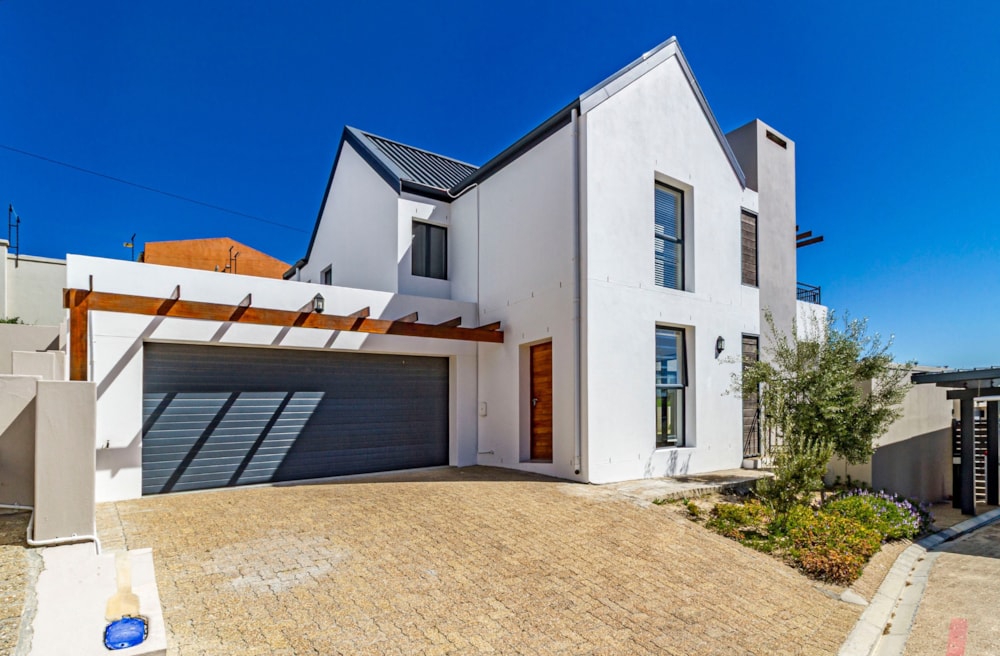 House for sale in La Roche - ST1716823