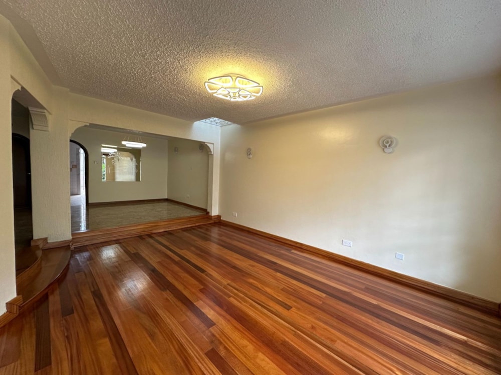 Townhouse to rent in Kilimani, Kenya - 3KE1719804 Townhouse to rent in Kilimani, Kenya - 3KE1719804