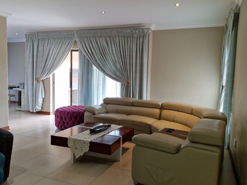 Security estate home for sale in Thatchfield Estate - CN1716829 Security estate home for sale in Thatchfield Estate - CN1716829