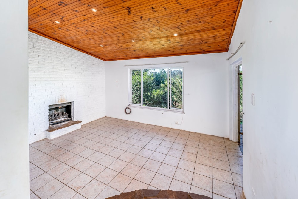 House for sale in Waterfall, Upper Highway - 1KF1717403