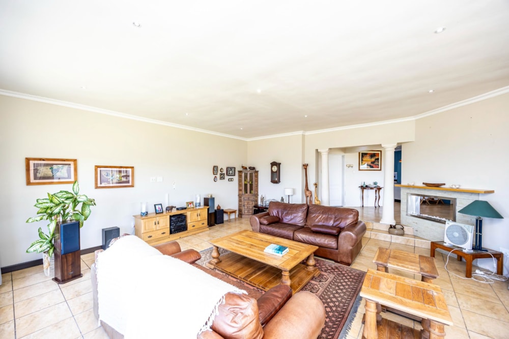 House for sale in Khamanga Bay - 1EZ1716873 House for sale in Khamanga Bay - 1EZ1716873