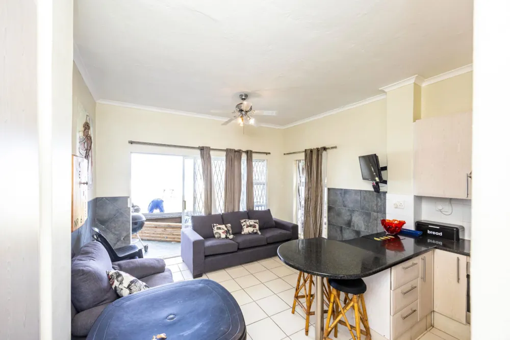 Beach bungalow sold in Kei Mouth - 1EZ1716875
