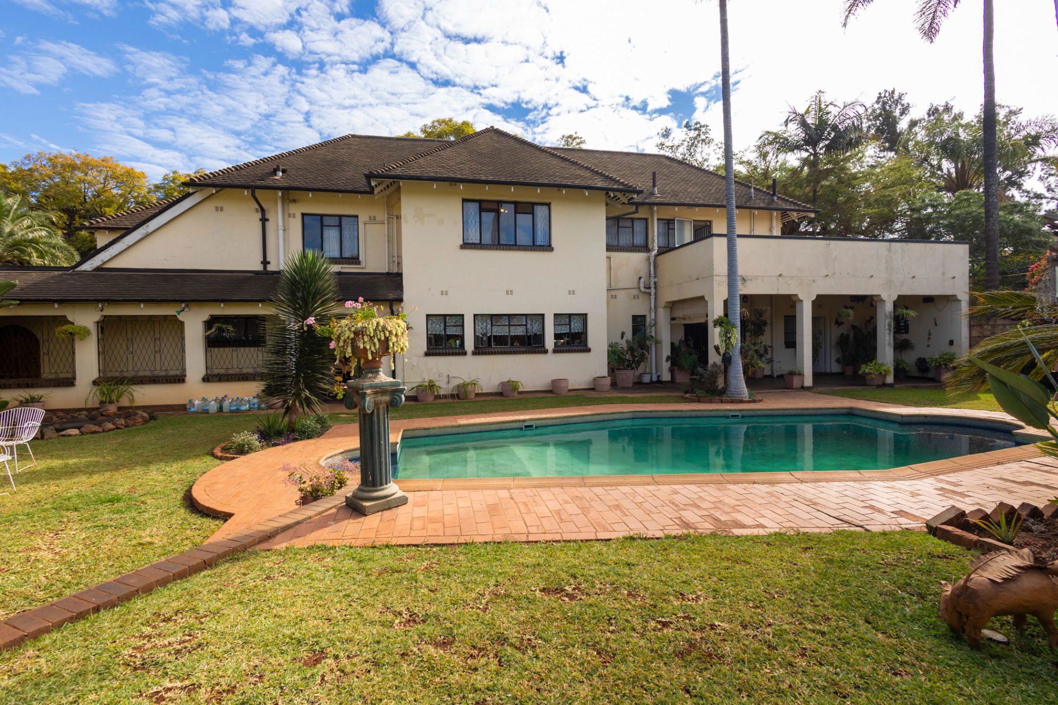 Double-storey house for sale in Milton Park, Zimbabwe - 3ZB1716894