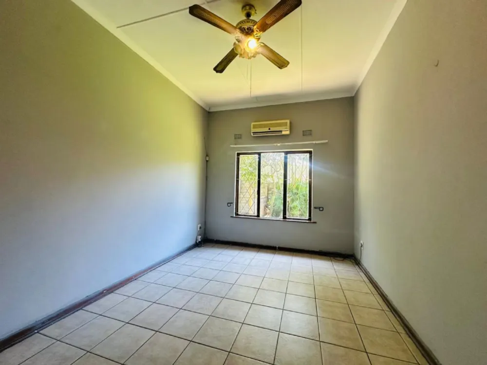 House for sale in Veldenvlei - 1RY1718072