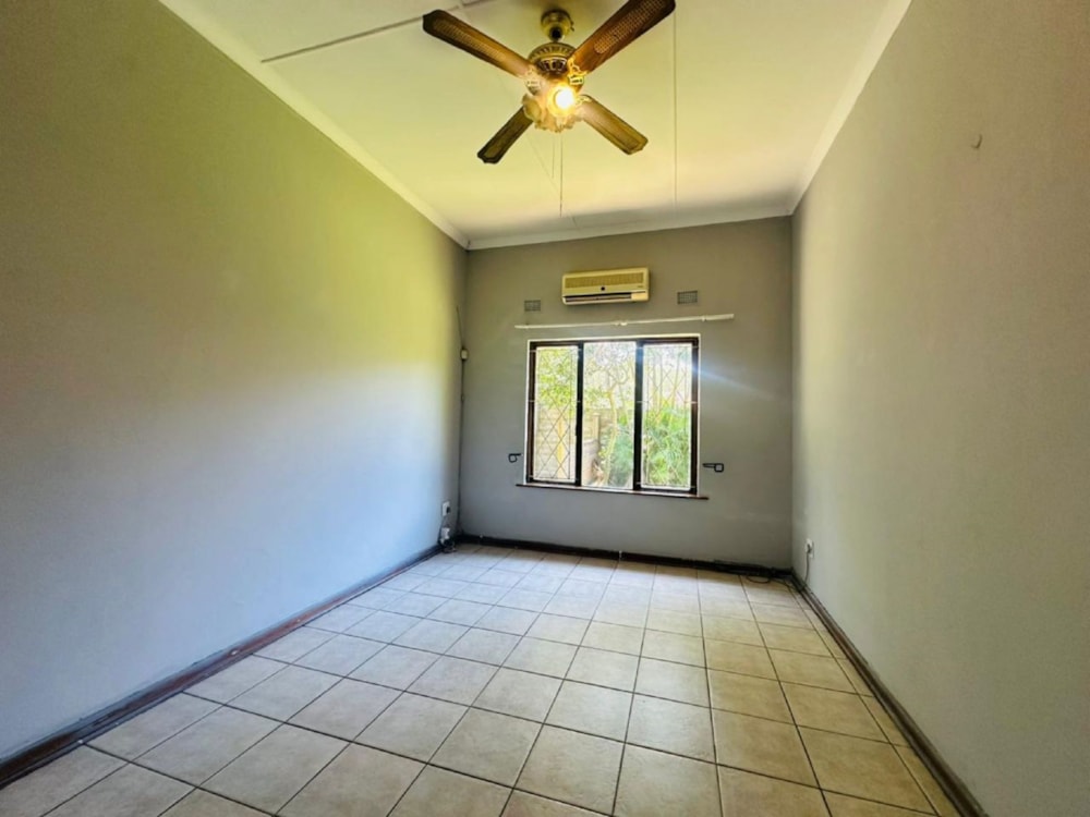 House for sale in Veldenvlei - 1RY1718072