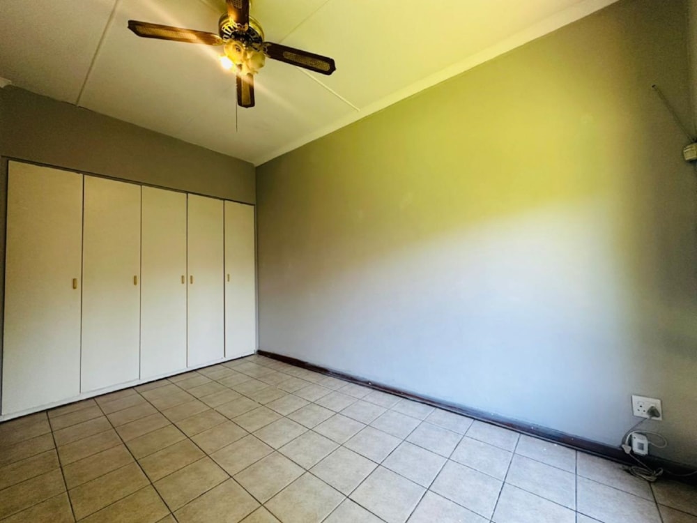 House for sale in Veldenvlei - 1RY1718072