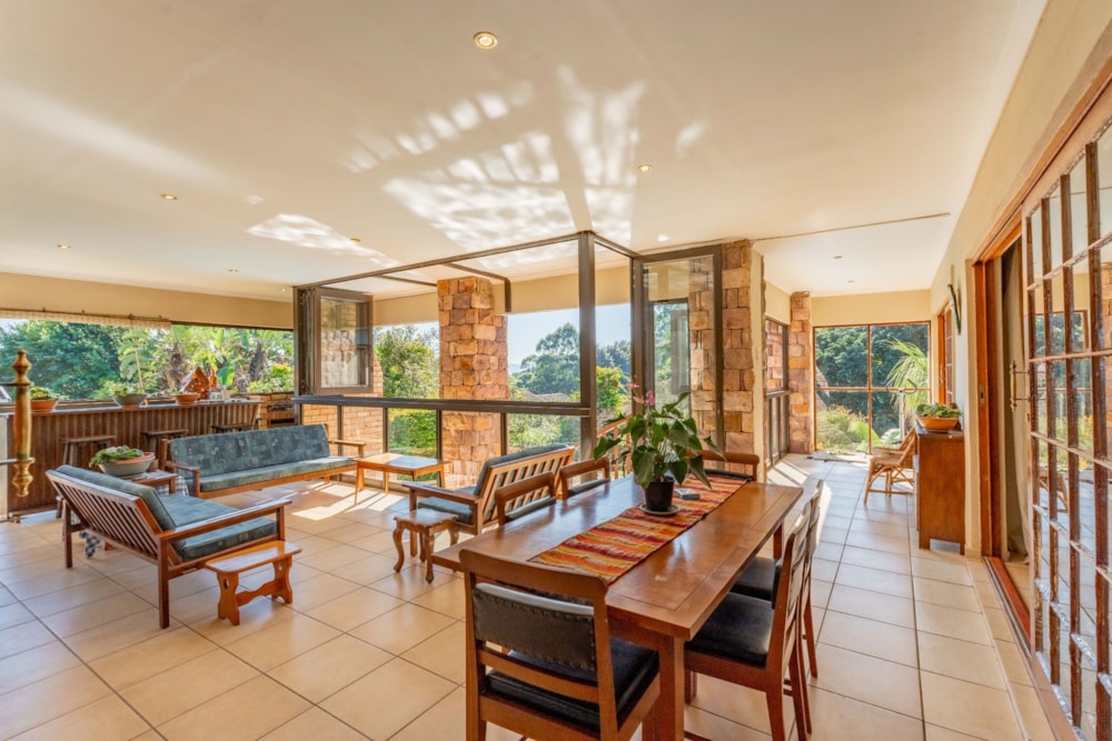 House for sale in Crestholme - 1KF1717073