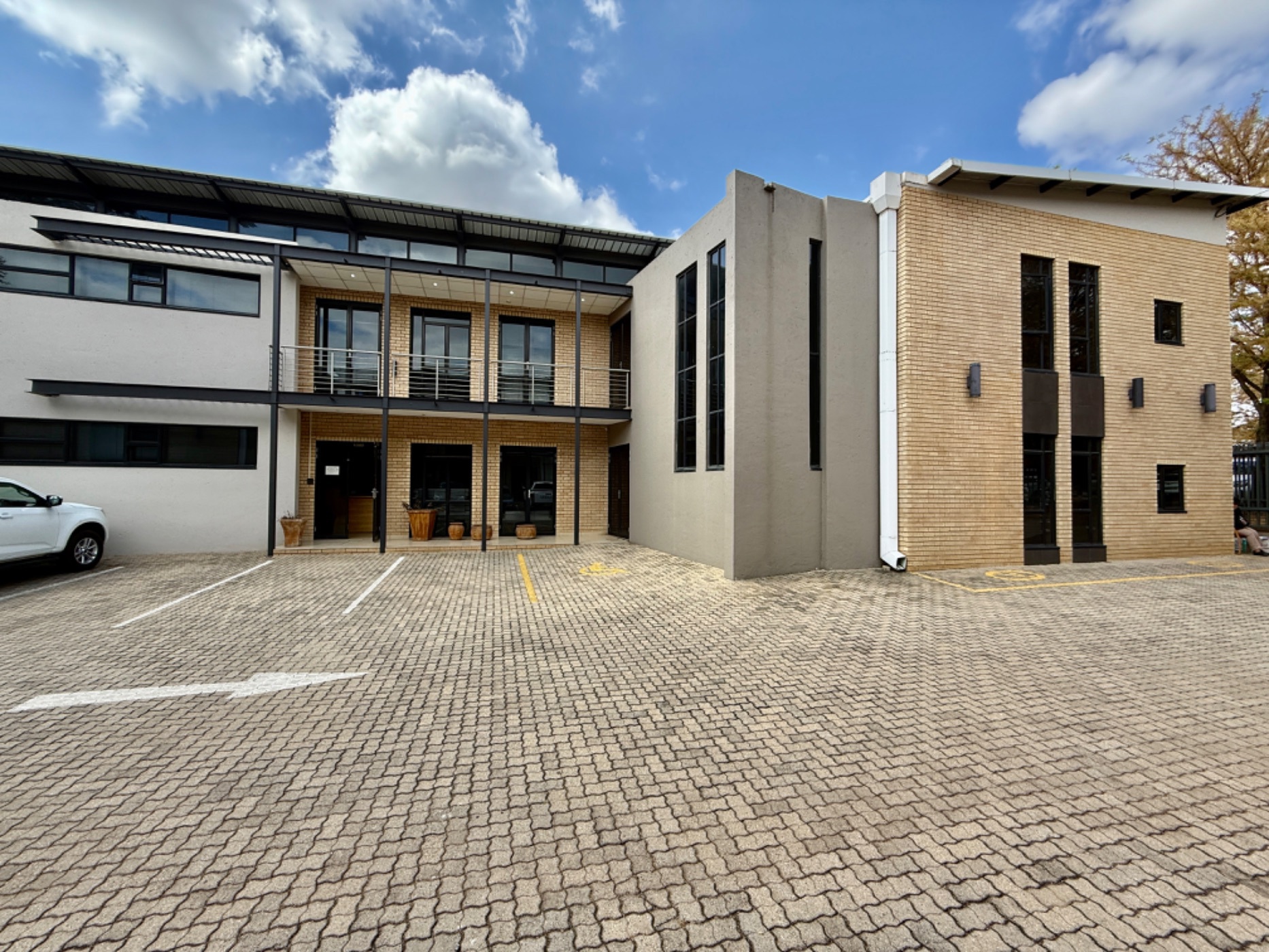 Commercial Building for sale in Waterval East - 1RU1717076