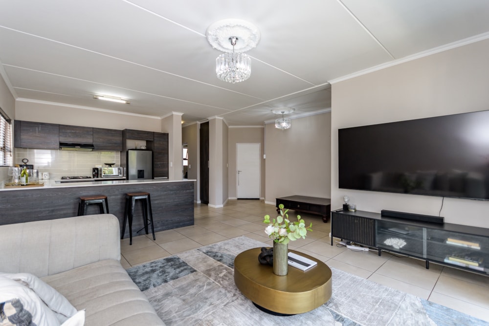 Apartment for sale in Olivedale - RAN1717349