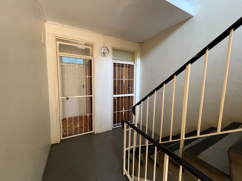 Double-storey apartment let in Clarendon - 1PM1717129 Double-storey apartment let in Clarendon - 1PM1717129