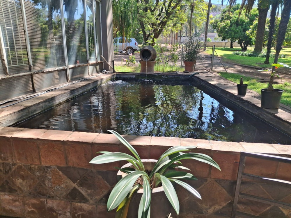 Smallholding for sale in Rustenburg - 1RU1717217