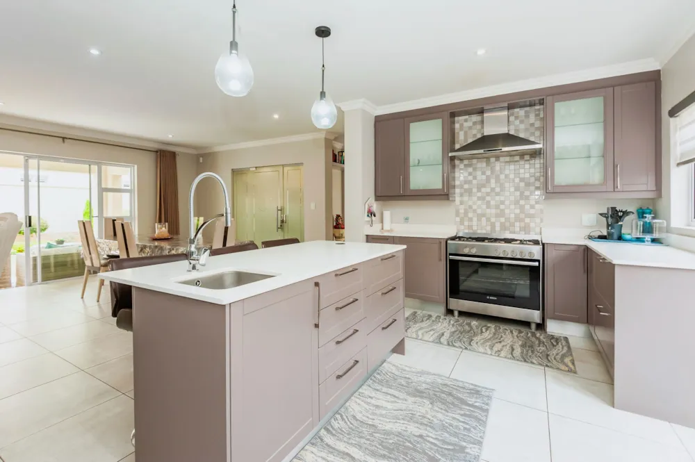 Double-storey cluster let in Bryanston - JBL1717149 Double-storey cluster let in Bryanston - JBL1717149