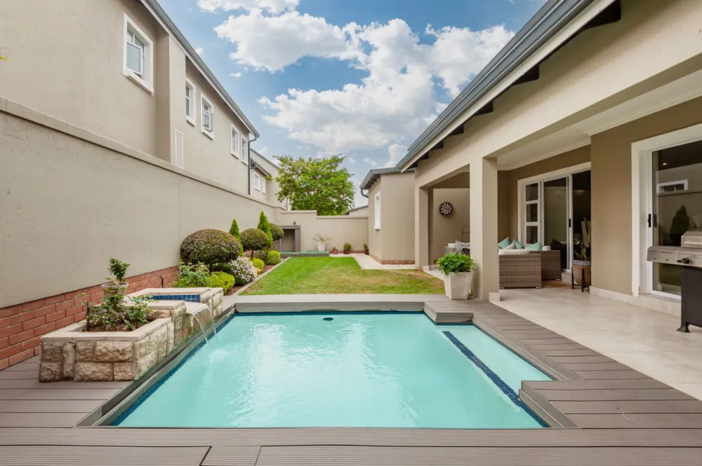 Double-storey cluster let in Bryanston - JBL1717149 Double-storey cluster let in Bryanston - JBL1717149