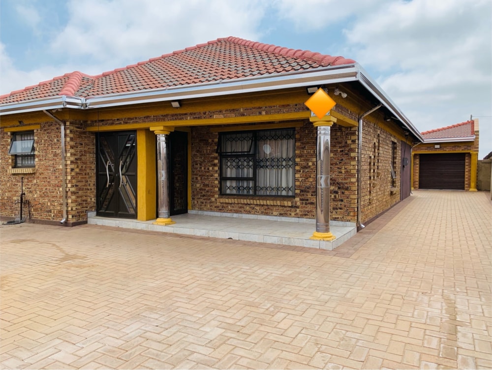 House for sale in Tsakane - 1BJ1717239