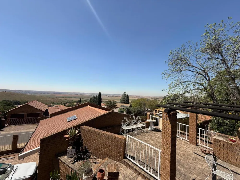 Multi-storey house for sale in Hoeveld Park - 1WD1717189