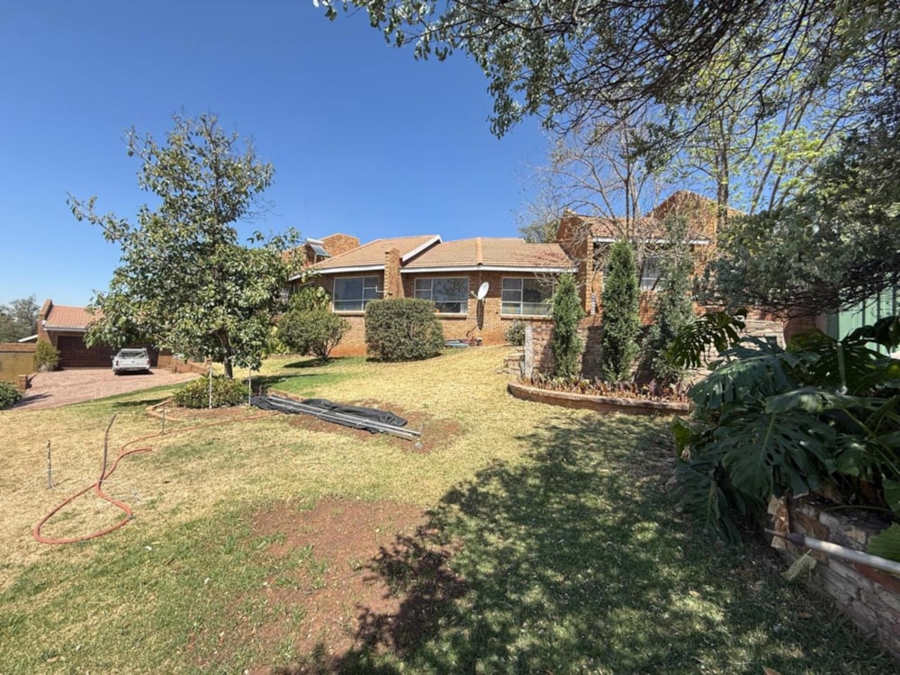 Multi-storey house for sale in Hoeveld Park - 1WD1717189