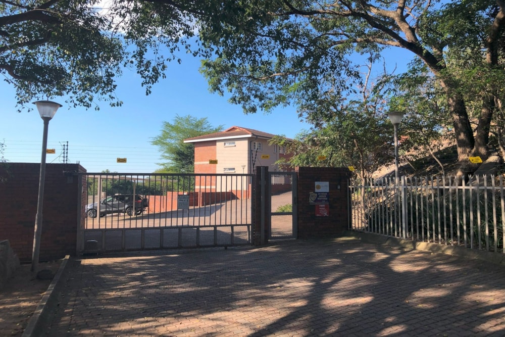 Apartment for sale in Sonheuwel Ext 1 - 1NS1717192 Apartment for sale in Sonheuwel Ext 1 - 1NS1717192