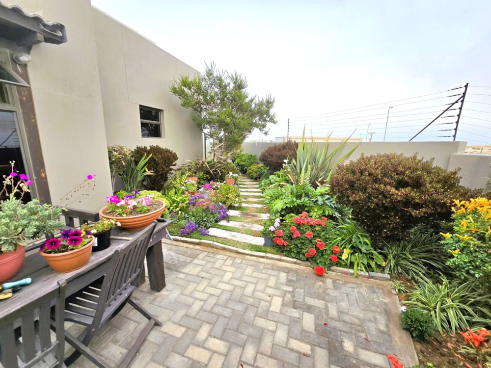 House for sale in Swakopmund Ext 22, Namibia - 3NM1717197