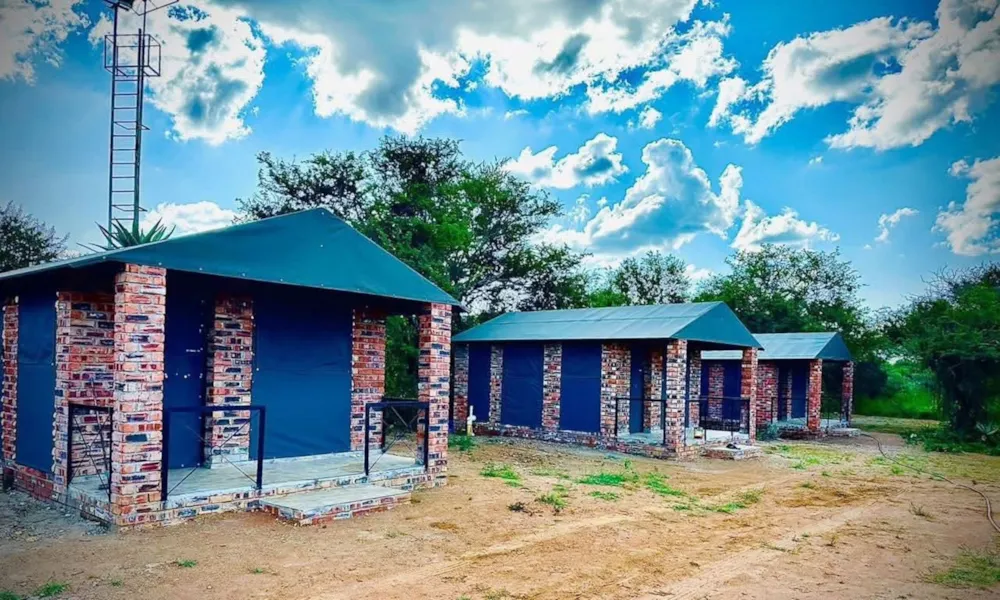 Commercial business for sale in Mankgodi, Botswana - 3BO1717209 Commercial business for sale in Mankgodi, Botswana - 3BO1717209