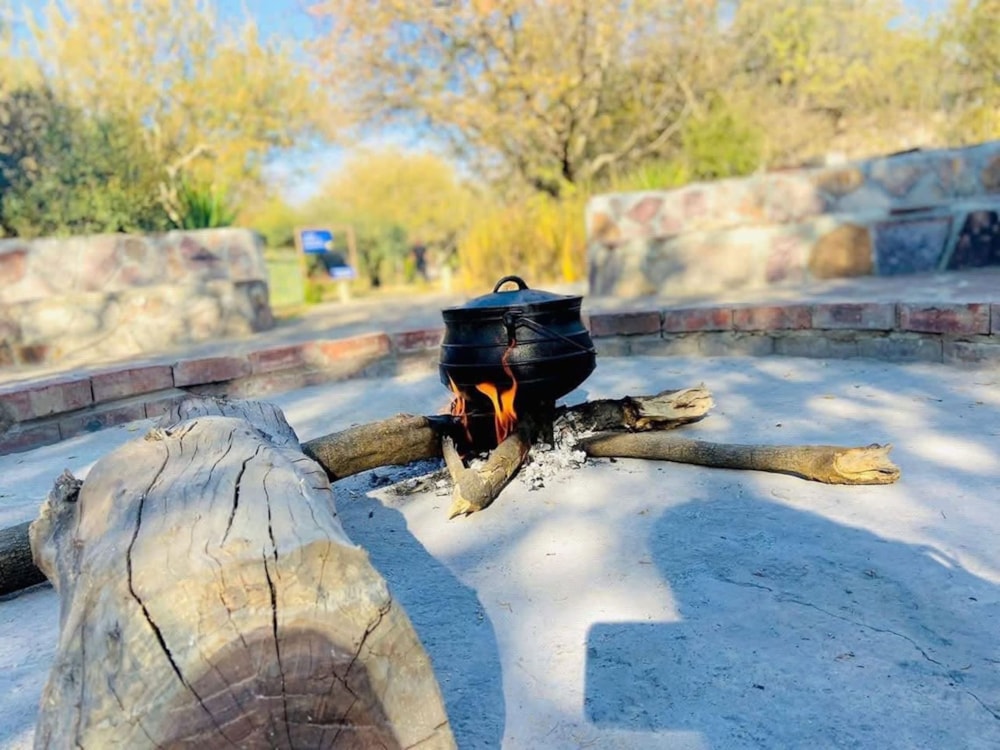 Commercial business for sale in Kweneng, Botswana - 3BO1717209 Commercial business for sale in Kweneng, Botswana - 3BO1717209