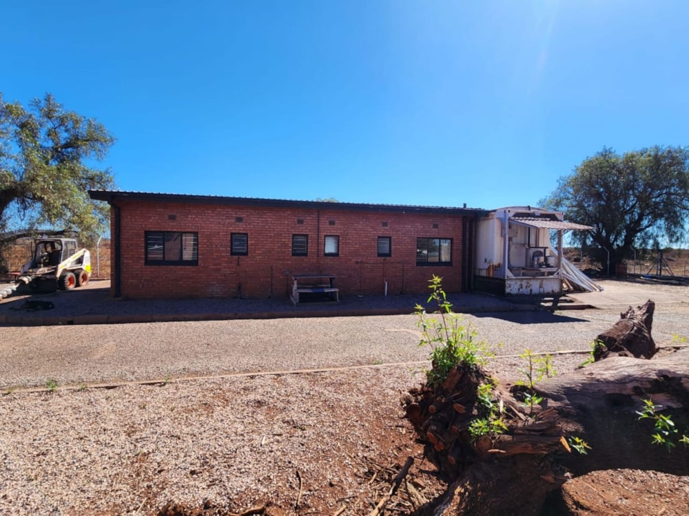 Commercial business for sale in Postmasburg - 1RN1717261 Commercial business for sale in Postmasburg - 1RN1717261