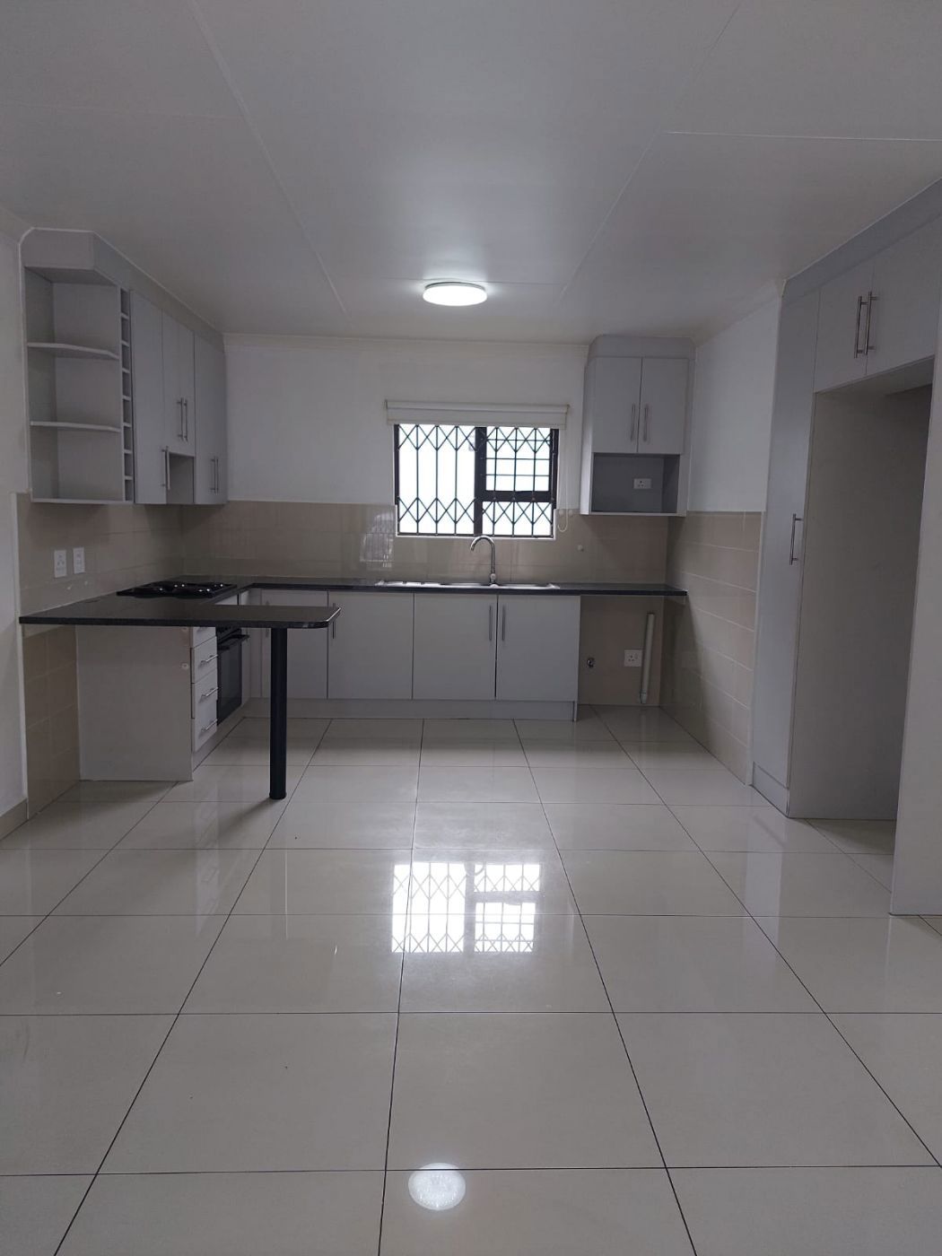 Townhouse to rent in Parkrand - ENL1717330