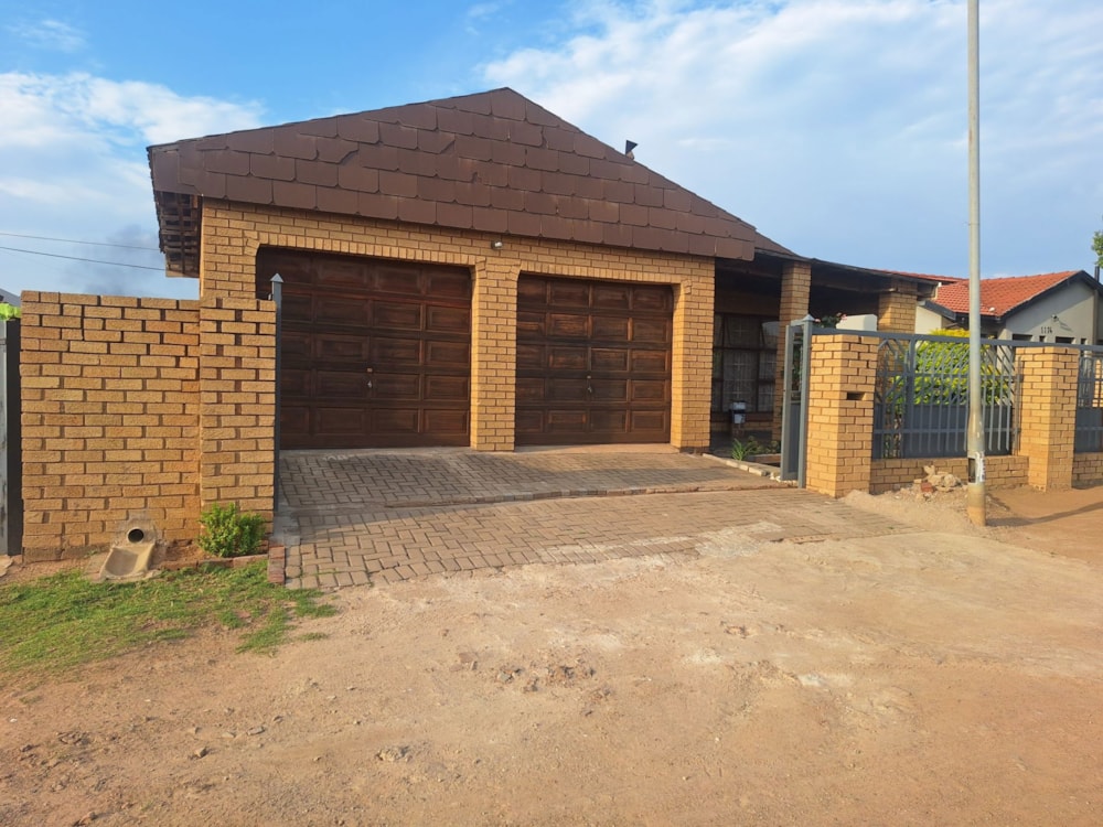 House for sale in Mamelodi - PTM1718473