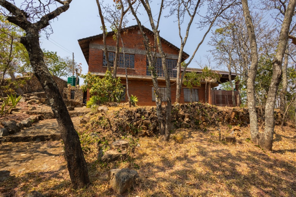 House for sale in Glen Lorne, Zimbabwe - 3ZB1717394 House for sale in Glen Lorne, Zimbabwe - 3ZB1717394