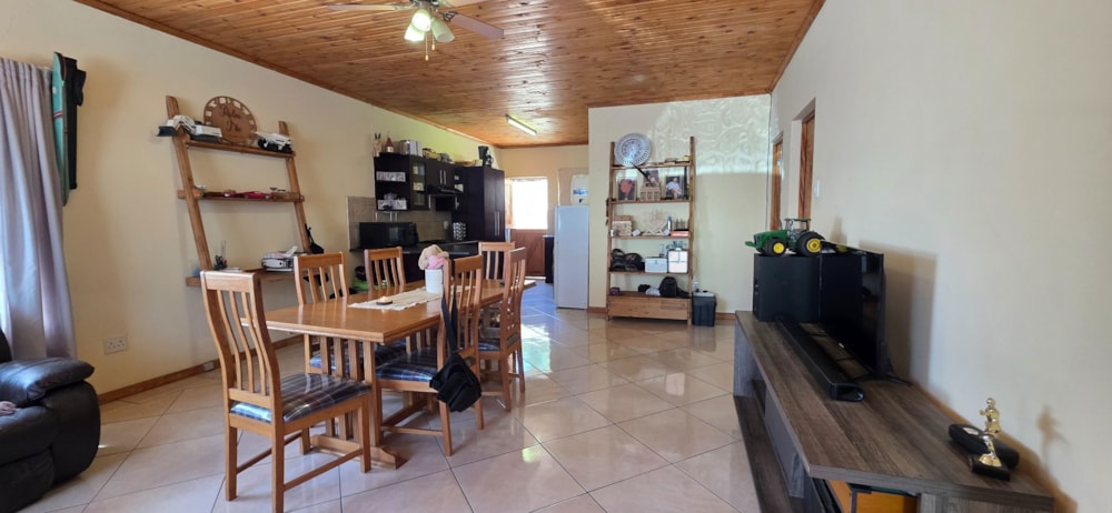 Townhouse for sale in Cradock - 1KK1717416 Townhouse for sale in Cradock - 1KK1717416