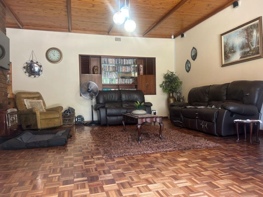 House for sale in Jim Fouche Park - 1WM1717401 House for sale in Jim Fouche Park - 1WM1717401