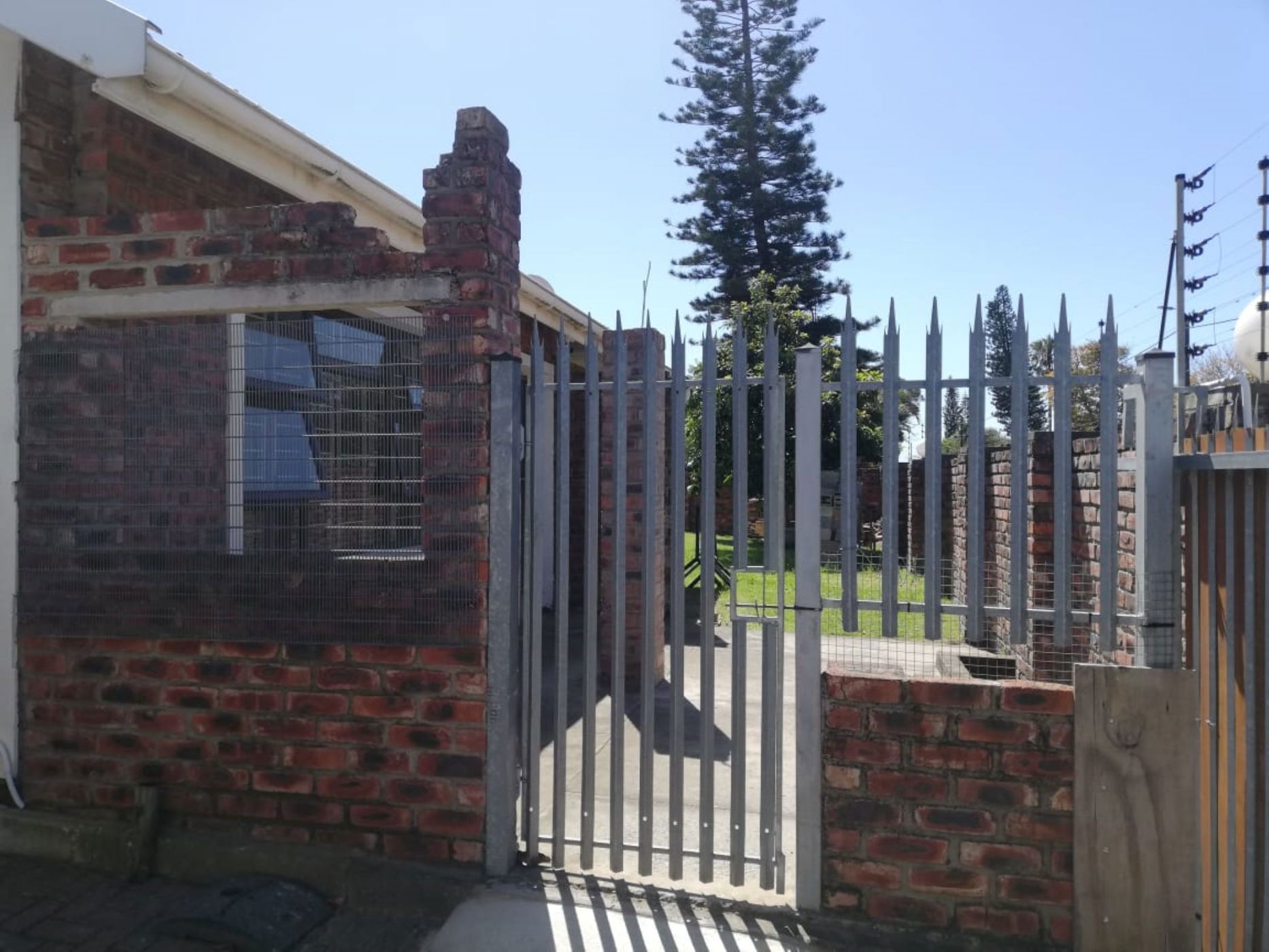 Garden apartment to rent in Gonubie - 1EZ1719776