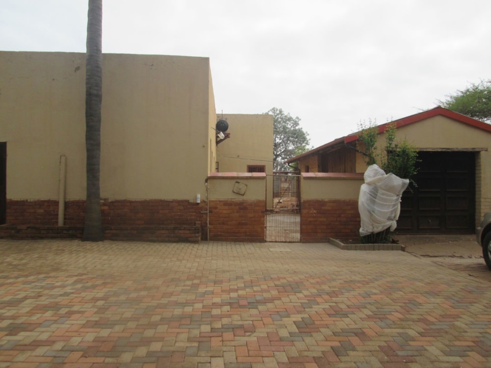 Smallholding for sale in Baskoppies AH - 1PS1717446 Smallholding for sale in Baskoppies AH - 1PS1717446