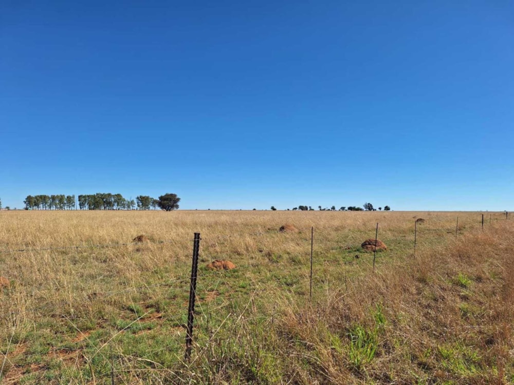 Farm vacant land for sale in Bloemhof, North West Province - 1KJ1717475 Farm vacant land for sale in Bloemhof, North West Province - 1KJ1717475