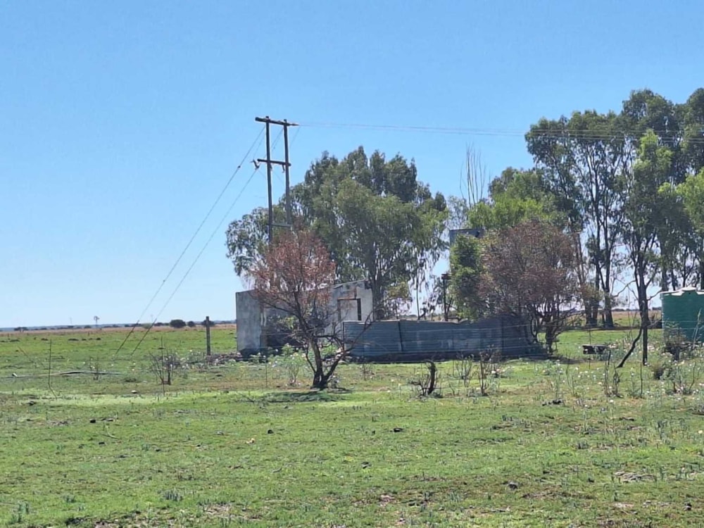 Farm vacant land for sale in Bloemhof, North West Province - 1KJ1717475 Farm vacant land for sale in Bloemhof, North West Province - 1KJ1717475