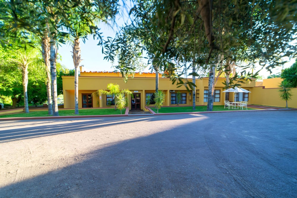 Guesthouse for sale in Middelpos - 1KAH1717525