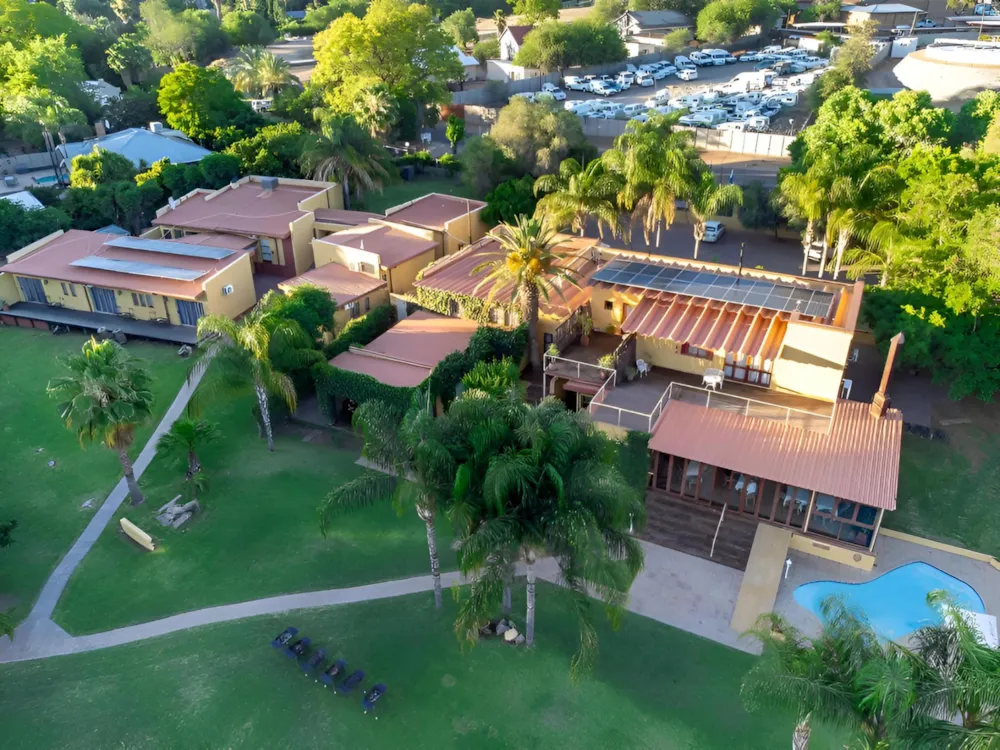 Guesthouse for sale in Middelpos - 1KAH1717525 Guesthouse for sale in Middelpos - 1KAH1717525