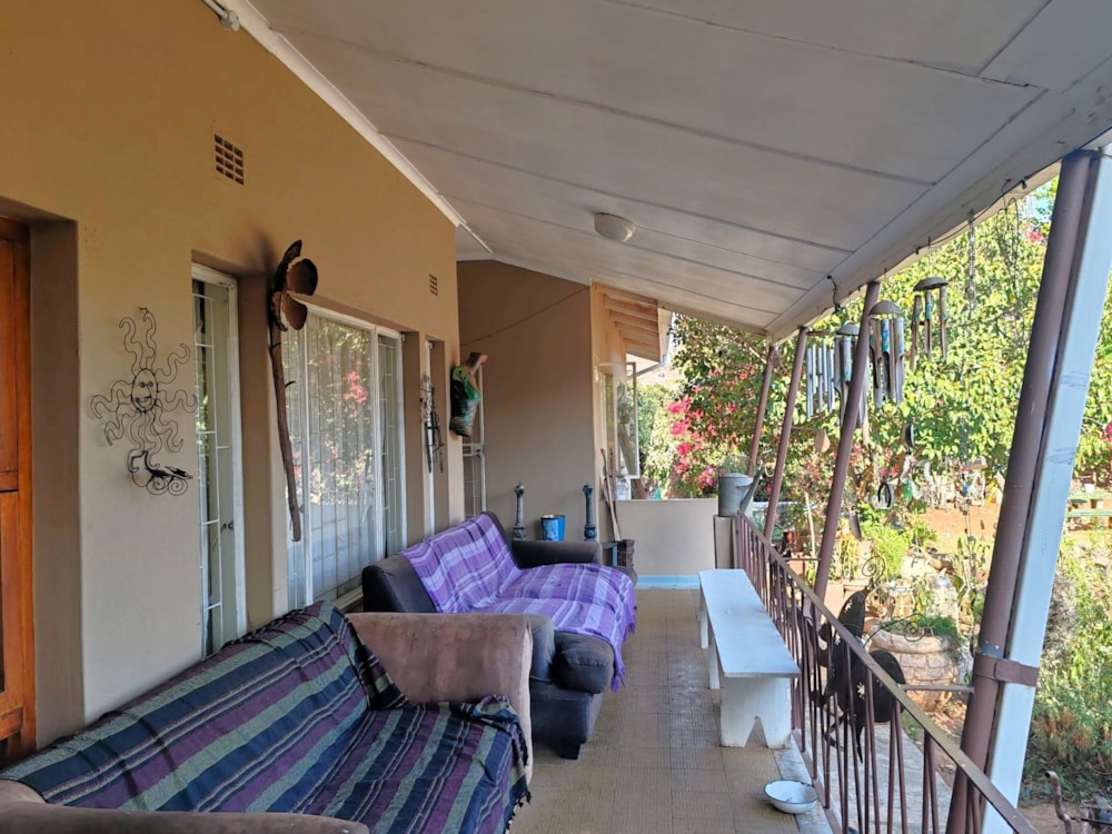 House for sale in Wesbank, Oudtshoorn - 1OU1719010 House for sale in Wesbank, Oudtshoorn - 1OU1719010