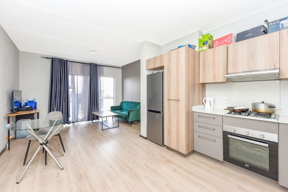 Apartment for sale in Broadacres - FW1717508