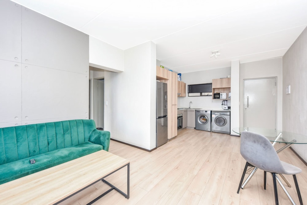 Apartment for sale in Broadacres - FW1717508 Apartment for sale in Broadacres - FW1717508