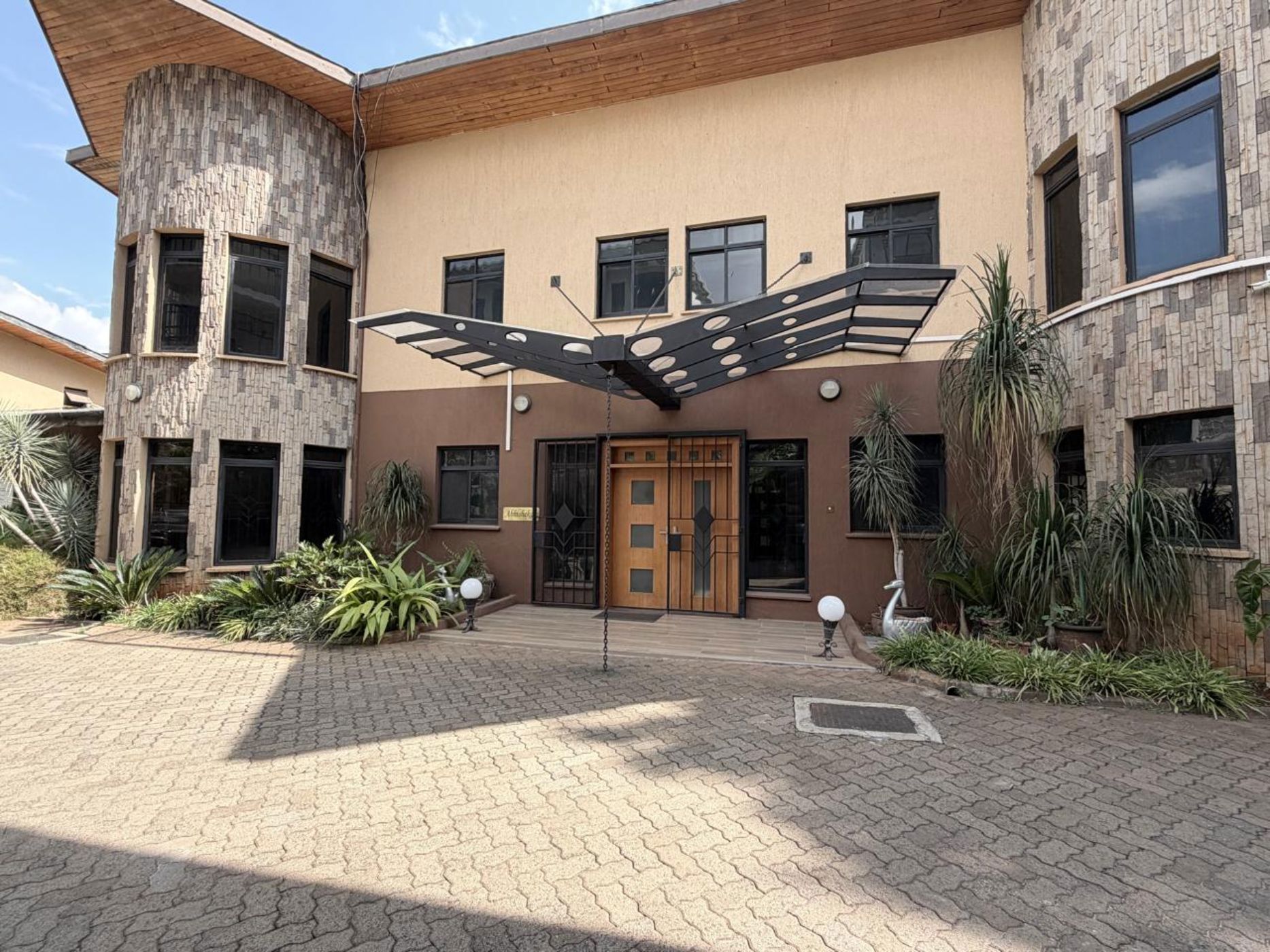 Townhouse to rent in Kyuna , Kenya - 3KE1717846