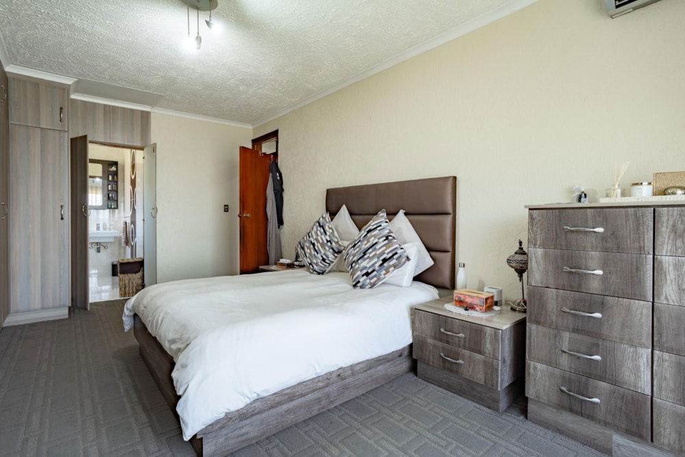 House for sale in Reservoir Hills - 1WP1717529 House for sale in Reservoir Hills - 1WP1717529